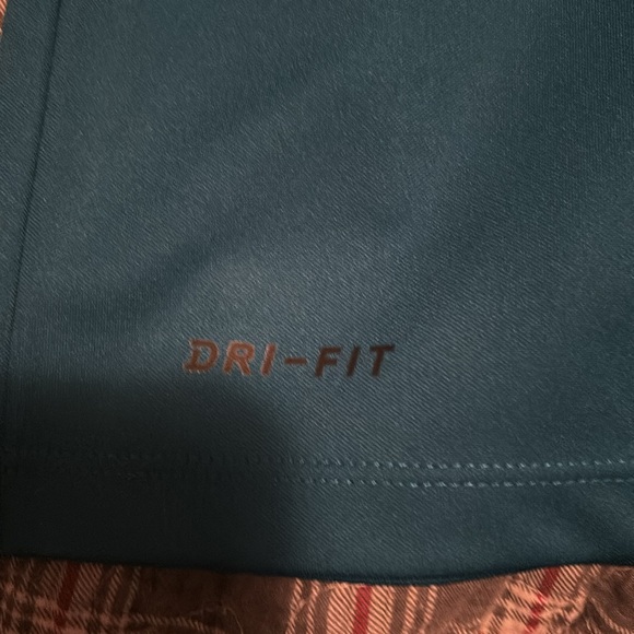 Nike dri fit golf polo M - Picture 3 of 4